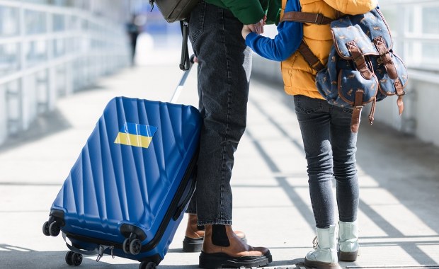 Młodzi Ukraińcy szturmują kraj. Premier ma dość