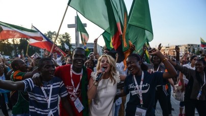 Młodzi z całego świata przyjeżdżają do Polski na ŚDM. "To dla nas szansa, by być bliżej Boga"