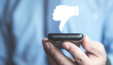 Młodzież odcięta od mediów społecznościowych. Nowe zasady w Australii