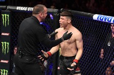 MMA. Boston Salmon potężnie ucierpiał po nielegalnym kopnięciu