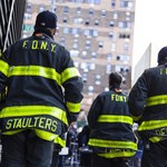 Mniej ofiar niedzielnego pożaru w Nowym Jorku. Straż pożarna skorygowała dane
