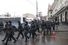 Mobilizacja policji i oddziałów OMON w centrum Moskwy