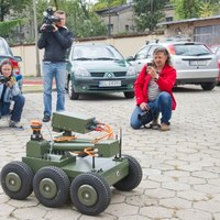 Mobilny robot pola walk