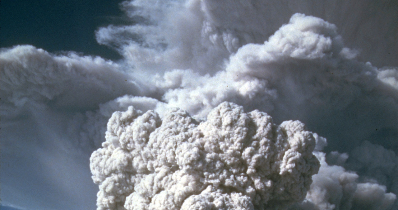 Moc eksplozji Mount St. Helens była 20 tys. razy większą niż bomba atomowa zrzucona na Hiroszimę. Fot. .	USGS Cascades Volcano Observatory /materiały prasowe