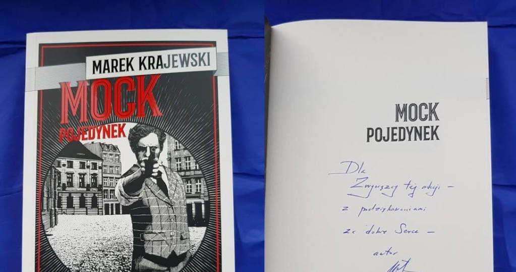 "Mock" z autografem autora /materiały prasowe