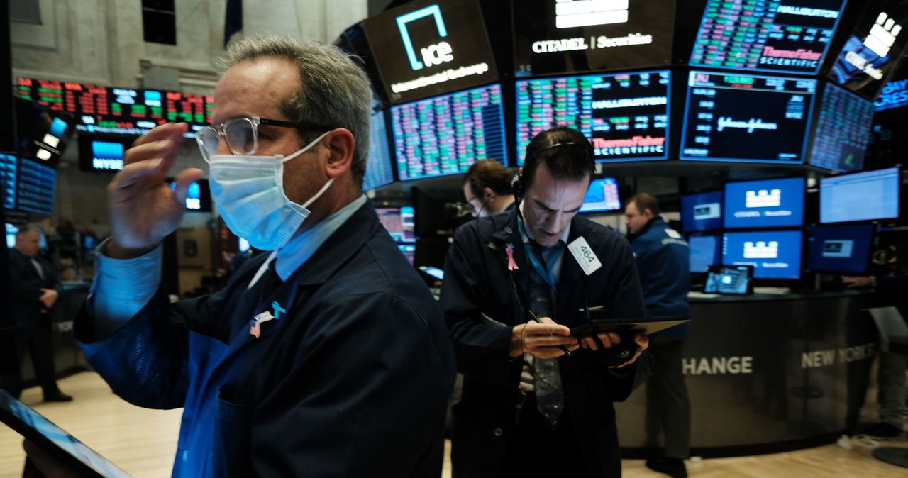 ​Mocne spadki na Wall Street, indeks Dow Jones w dół o ponad 600 punktów /AFP