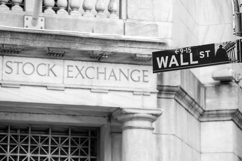 Mocne spadki na Wall Street /123RF/PICSEL