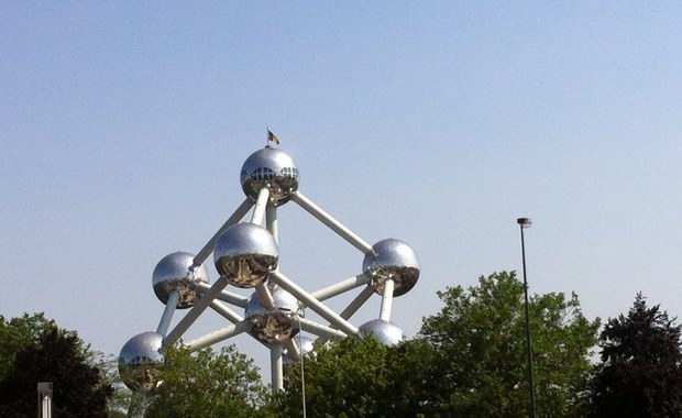 Model atomu żelaza obowiązkową pamiątką z Brukseli