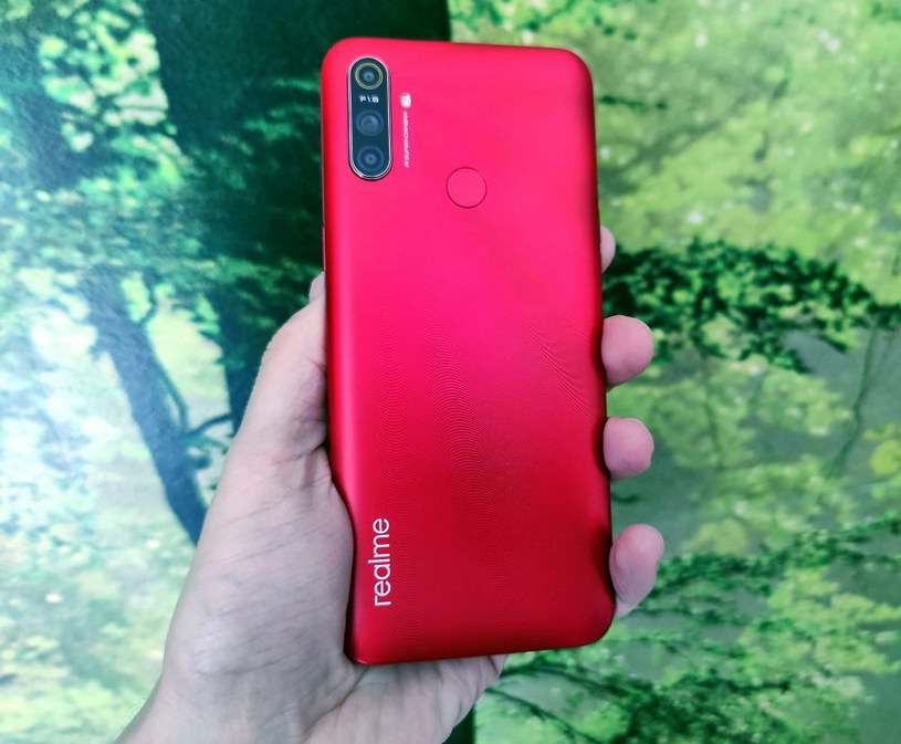 Model Realme C3, który również zadebiutował w Polsce /INTERIA.PL