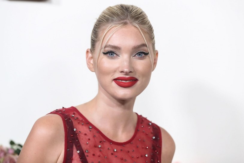 Modelka Elsa Hosk w mocnych, ale klasycznie podkreślonych ustach /ImagePressAgency/face to face/FaceToFace/REPORTER /East News