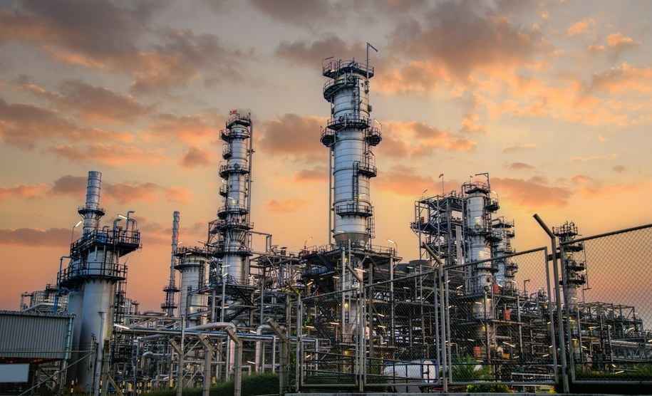 Modernizacja Rafinerii Orlen Unipetrol w Kralupach nad Wełtawą: Inwestycja w Przyszłość /Shutterstock