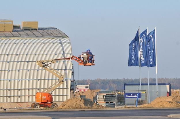 Modlin - lotnisko w budowie. Fot. Lech Gawuc /Reporter