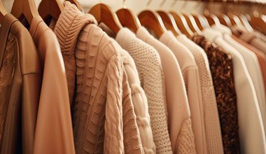 Modne swetry na wiosnę w promocji za 29 zł w Lidlu! Podobne w Reserved, Sinsay i H&M
