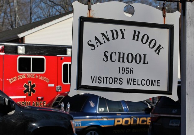 Mogą minąć miesiące, zanim lekcje w Sandy Hook Elementary zostaną wznowione /fot. Jeff Spooner /PAP/EPA