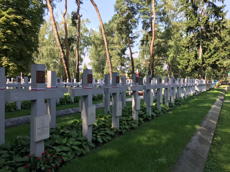 Mogiły powstańców /Grzegorz Kwolek /RMF FM