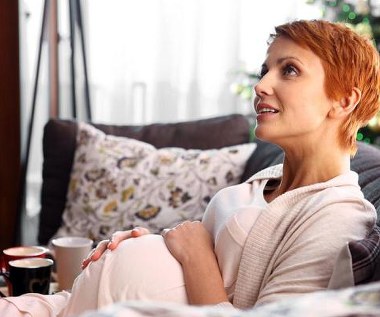 Mogłaby mieć każdego faceta, ale najważniejszy jest dla niej tajemniczy Kazik. Kim jest mężczyzna, dla którego postanowiła zmienić całe swoje życie? Czy jest on ojcem dziecka?