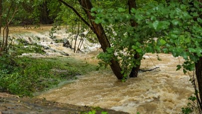 Mogli zostać odcięci od świata. Ewakuowano dzieci w Sudetach