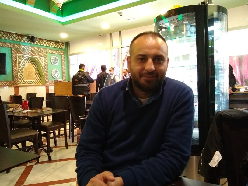 Mohamed al Tout w swojej restauracji /INTERIA.PL