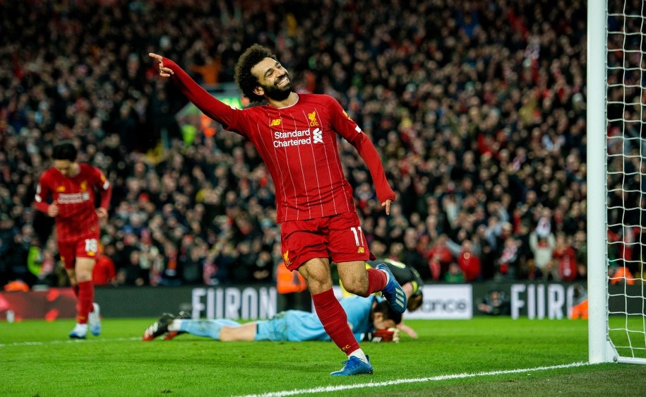 Mohamed Salah celebrujący zdobycie bramki /PETER POWELL   /PAP/EPA