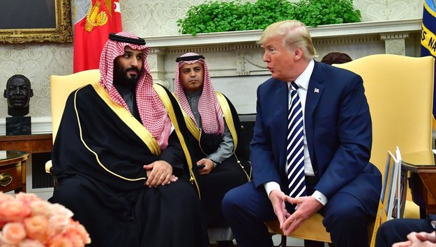 Mohammed bin Salman i Donald Trump /KEVIN DIETSCH / POOL /PAP/EPA