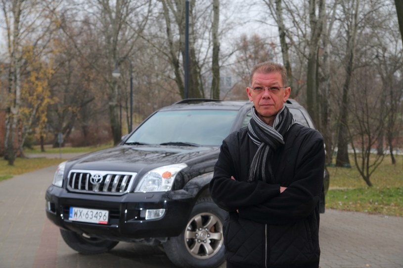 "Mój diesel 3.0 D-4D kopci na biało. Obawiam się, że to może być uszkodzona uszczelka głowicy." - Dariusz, właściciel Toyoty Land Cruiser /Motor