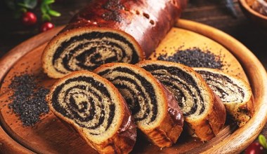 Mój świąteczny makowiec nigdy nie pęka. Jest idealnie wyrośnięty i dobrze wypieczony