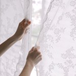 Moja babcia wsypuje 2 łyżki do pralki. Firanki po 1 praniu są śnieżnobiałe