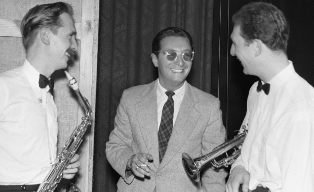 "Moja śmierć będzie taka, jak moje życie". Biografia Tyrmanda