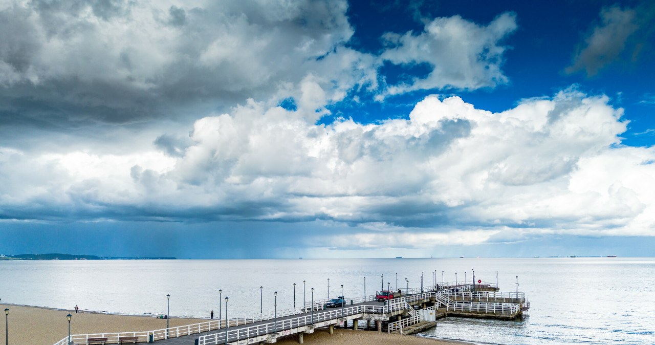 Molo w Brzeźnie już gotowe na spacerowiczów. Dlaczego warto je odwiedzić? /Przemek Swiderski/REPORTER /East News
