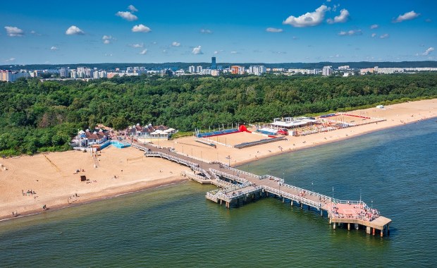 ​Molo w Brzeźnie znów otwarte. Nowe udogodnienia dla spacerowiczów