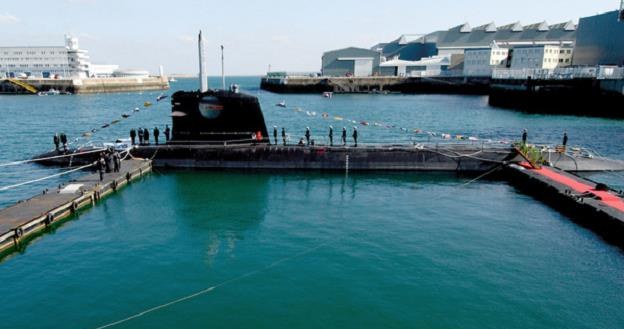 MON planuje kupić trzy okręty podwodne nowego typu /AFP