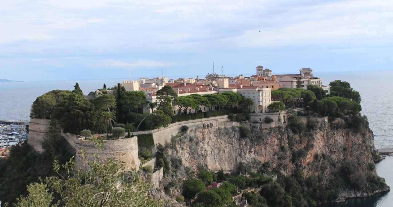 Monako jest jednym z najmniejszych, najbogatszych i najgęściej zaludnionych krajów na świecie /William John Gauthier /CC BY-SA 2.0