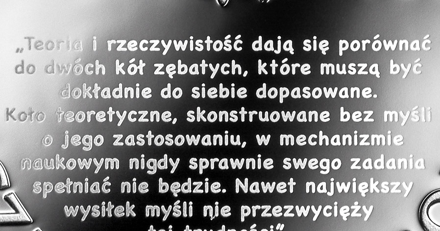 Moneta kolekcjonerska NBP z serii "Wielcy polscy ekonomiści" - "Stanisław Lewiński", 10 zł, detal awersu /NBP