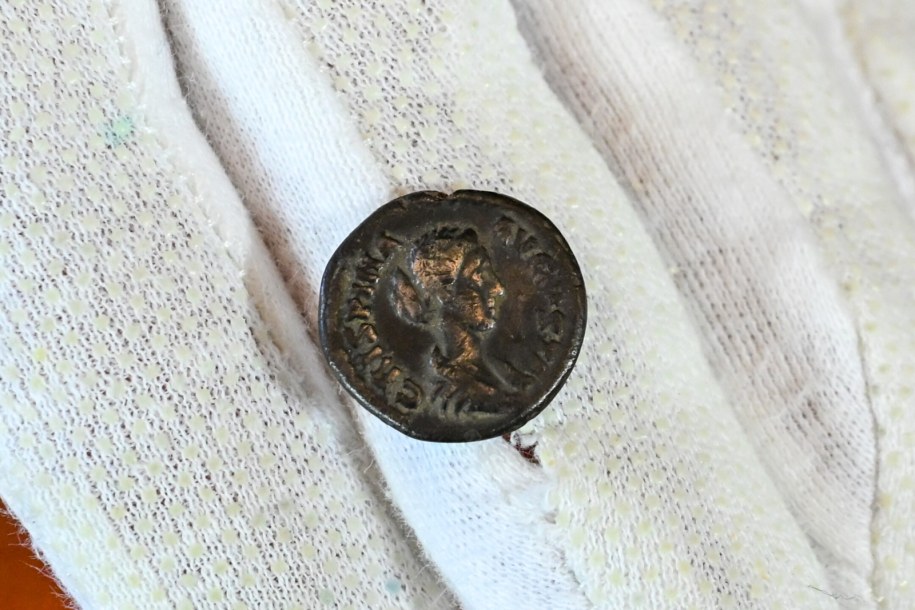 Moneta z wizerunkiem żony cesarza Kommudusa /Piotr Kowala /PAP