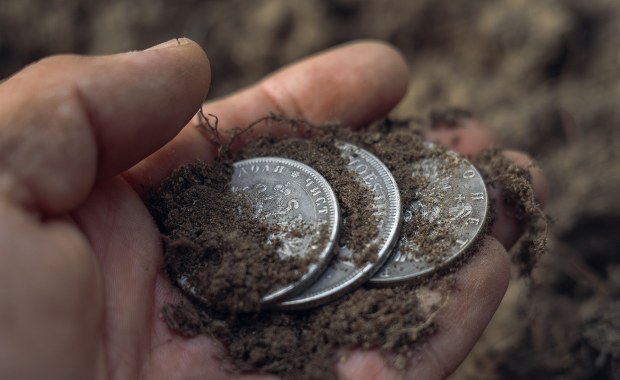 Moneta za 20 tys. złotych na białoruskim portalu. Unikat czy podróbka?