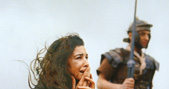 Monica Bellucci w Pasji, reż. Mel Gibson, 2004 /Encyklopedia Internautica