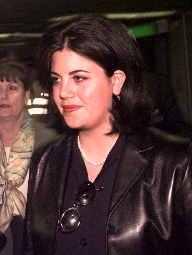 Monica Lewinsky w 1999 roku / 	TIM OCKENDEN    /PAP/EPA