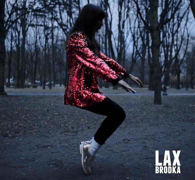 Monika Brodka na okładce "LAX" /Kayax