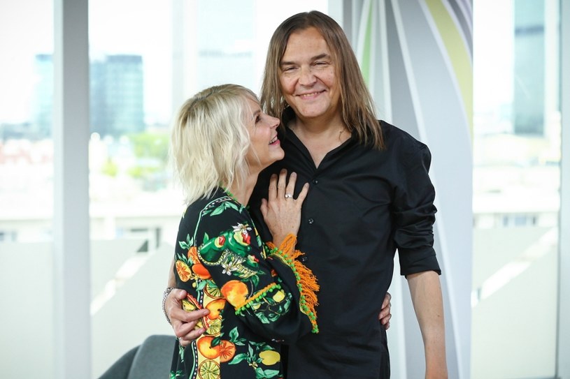 Monika i Robert Gawlińscy są małżeństwem już ponad 30 lat /Kamil Piklikiewicz/DDTVN /East News