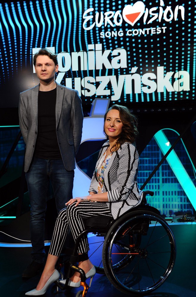 Monika Kuszyńska z mężem Kubą Raczyńskim /Mieczysław Włodarski /Reporter