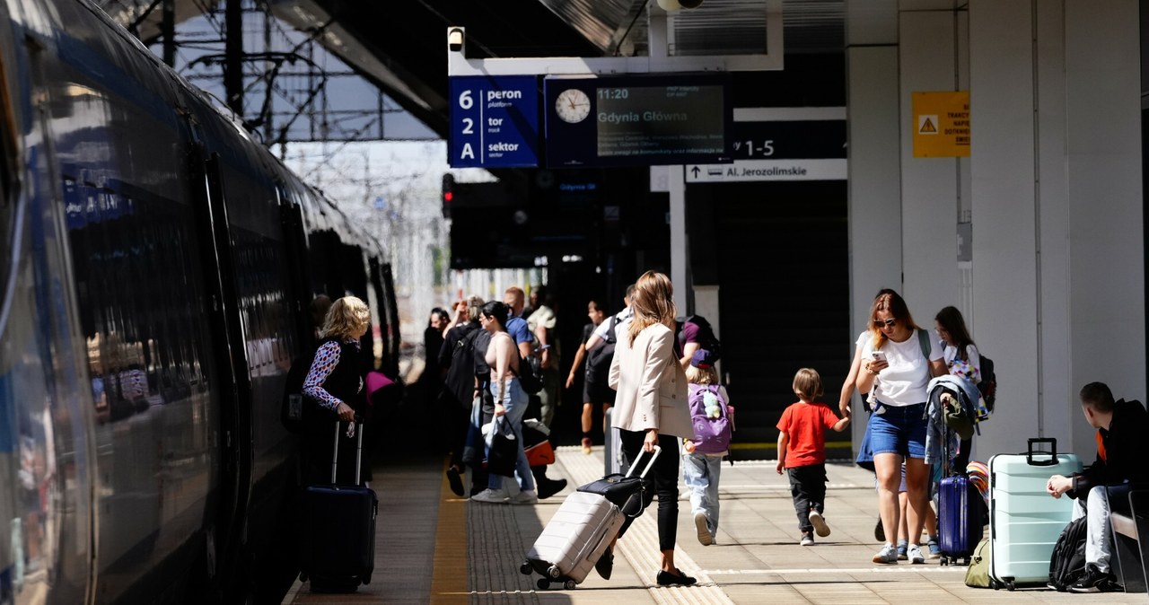 Monopol PKP Intercity się kończy. Zagraniczni przewoźnicy wjeżdżają na polskie tory /Marysia Zawada /Reporter