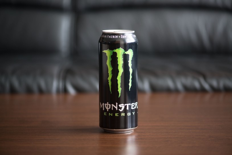 apex legends monster energy drink