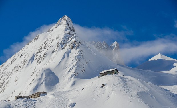 Mont Blanc stracił na wysokości i... "ucieka" do Włoch