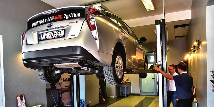 Montaż instalacji LPG w Priusie trwa tak jak w przypadku innych popularnych samochodów jeden dzień roboczy. /Motor