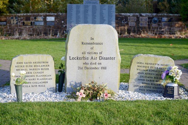 Monument upamiętniający 270 ofiar zamachu nad Lockerbie w Szkocji /Shutterstock