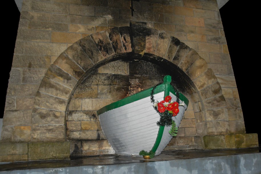 Monument został okopcony dymem z zapalonej opony /Gorąca Linia /Gorąca Linia RMF FM