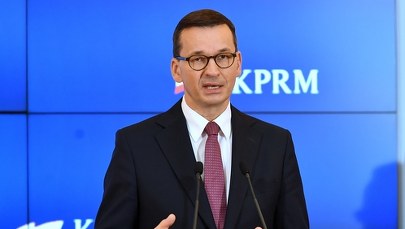 Morawiecki: Apeluję do osób zaprzeczających istnieniu Covid-19 - nie róbcie tego