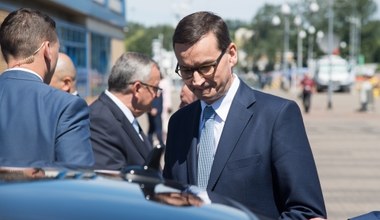 Morawiecki czekał aż dwie godziny w limuzynie na rozmowę z Kaczyńskim?