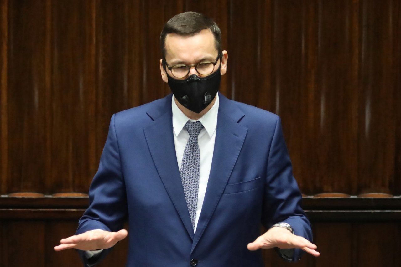 Morawiecki: Nie chcemy zamykać całkowicie gospodarki tak długo, jak to będzie możliwe