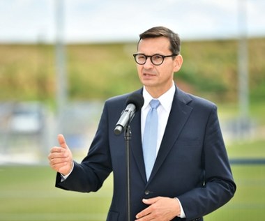 Morawiecki o uchodźcach koczujących przy granicy: Nie możemy ulegać szantażowi Łukaszenki